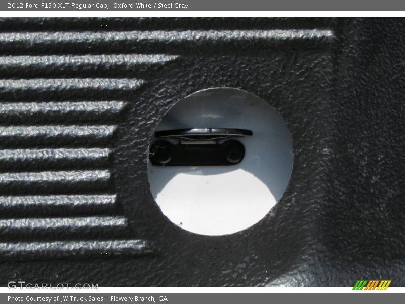 Oxford White / Steel Gray 2012 Ford F150 XLT Regular Cab
