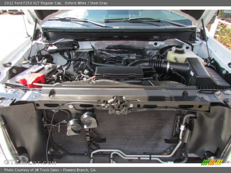 Oxford White / Steel Gray 2012 Ford F150 XLT Regular Cab