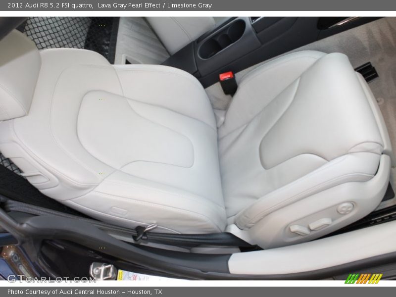 Front Seat of 2012 R8 5.2 FSI quattro
