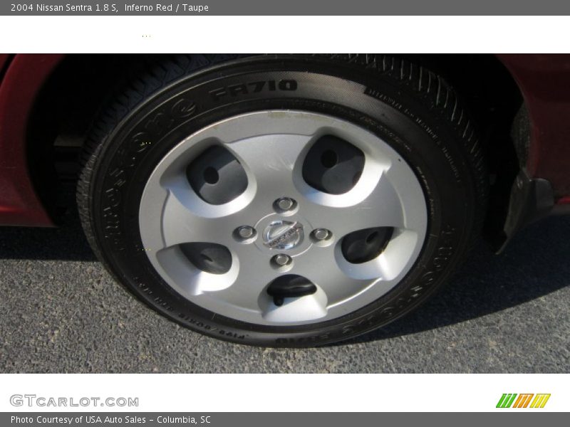 Inferno Red / Taupe 2004 Nissan Sentra 1.8 S
