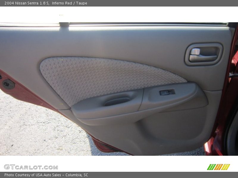 Inferno Red / Taupe 2004 Nissan Sentra 1.8 S