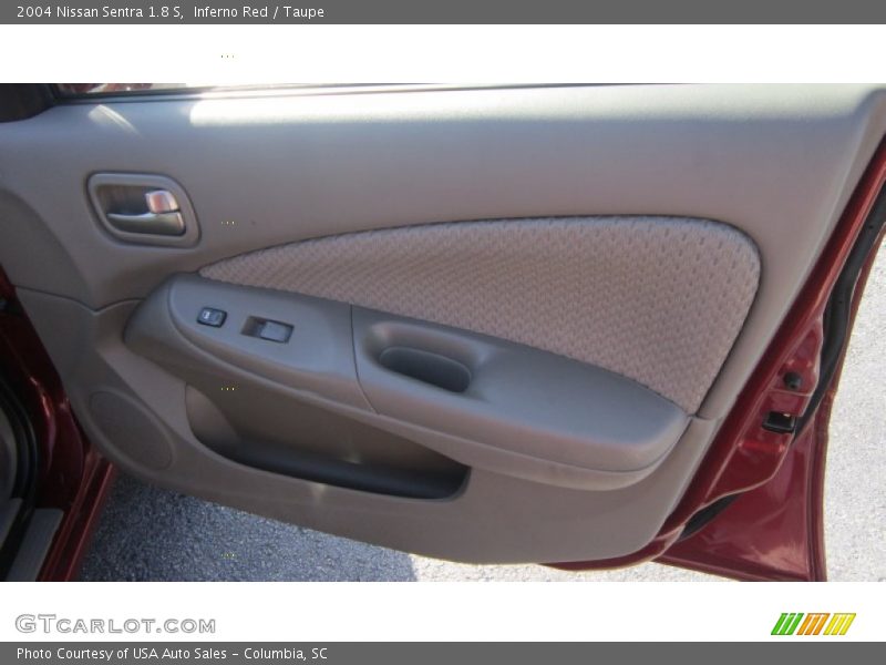 Inferno Red / Taupe 2004 Nissan Sentra 1.8 S