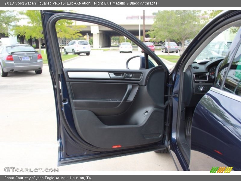Night Blue Metallic / Black Anthracite 2013 Volkswagen Touareg VR6 FSI Lux 4XMotion