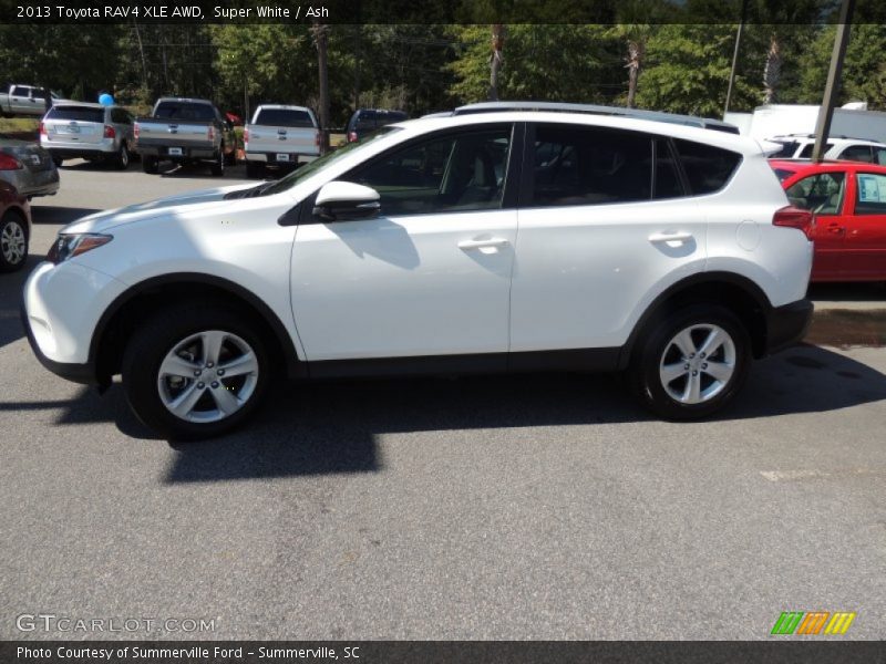 Super White / Ash 2013 Toyota RAV4 XLE AWD