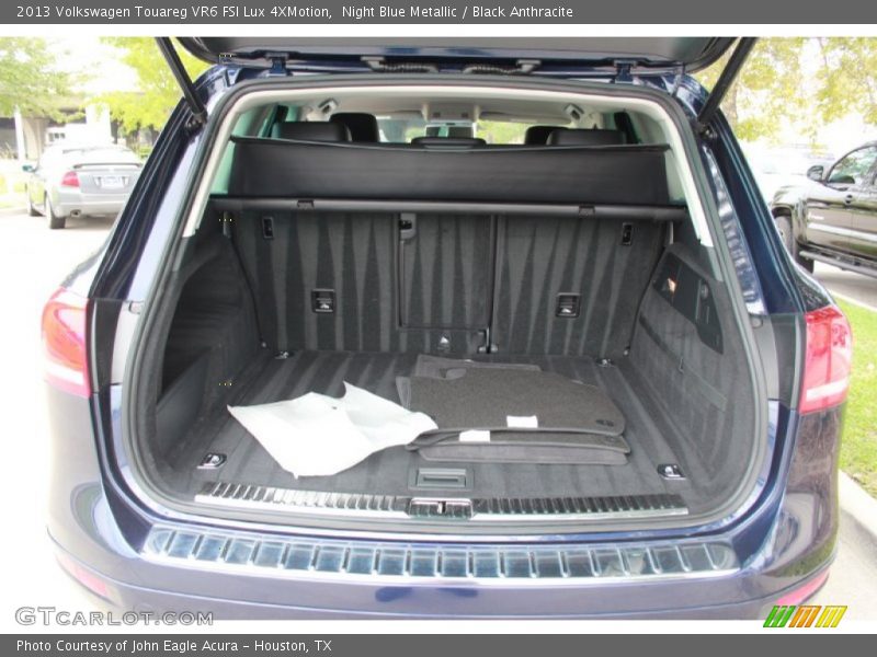 Night Blue Metallic / Black Anthracite 2013 Volkswagen Touareg VR6 FSI Lux 4XMotion