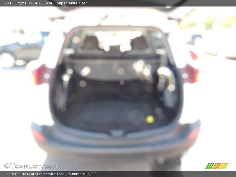 Super White / Ash 2013 Toyota RAV4 XLE AWD