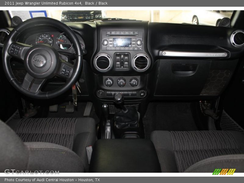 Black / Black 2011 Jeep Wrangler Unlimited Rubicon 4x4