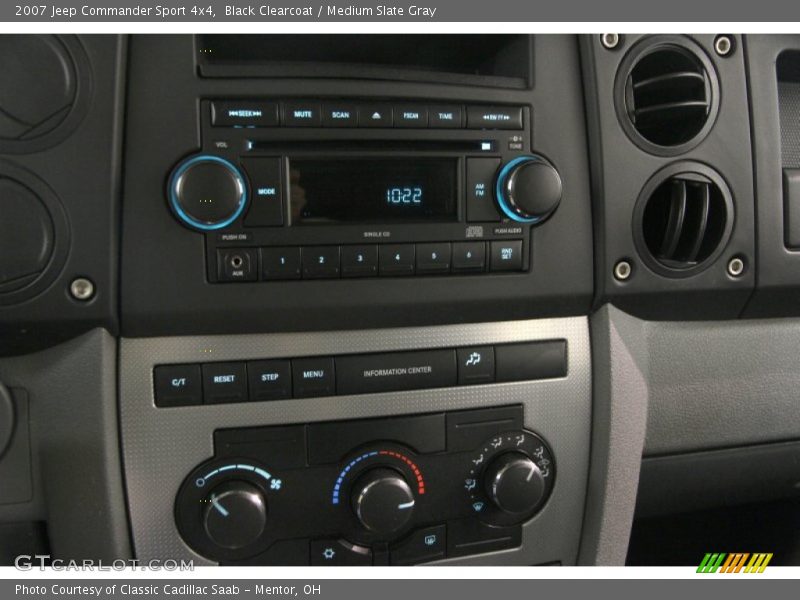 Controls of 2007 Commander Sport 4x4