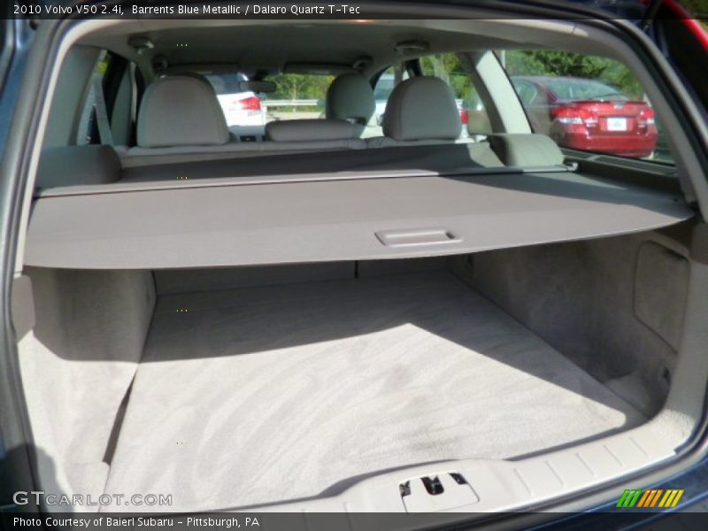 Barrents Blue Metallic / Dalaro Quartz T-Tec 2010 Volvo V50 2.4i