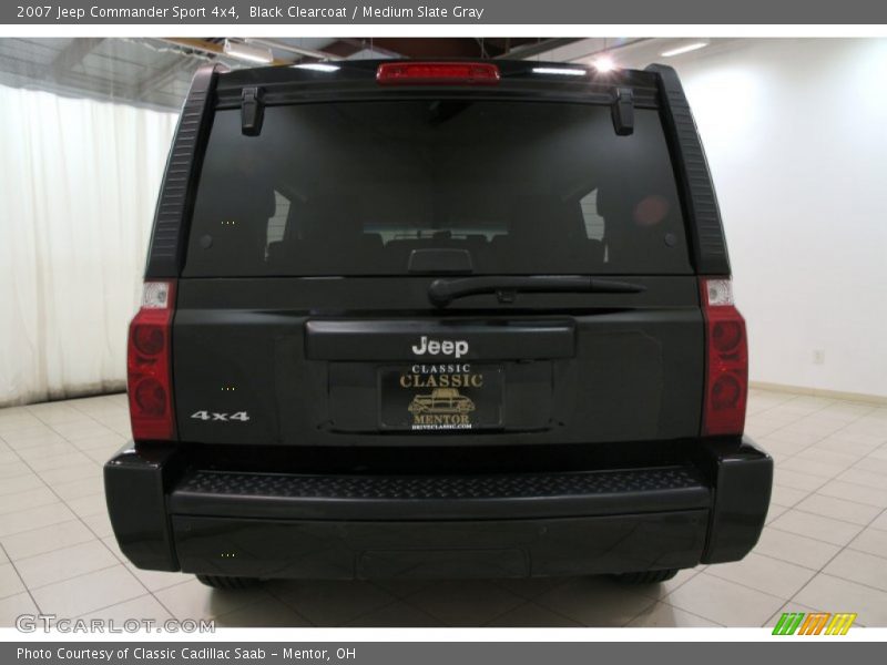 Black Clearcoat / Medium Slate Gray 2007 Jeep Commander Sport 4x4