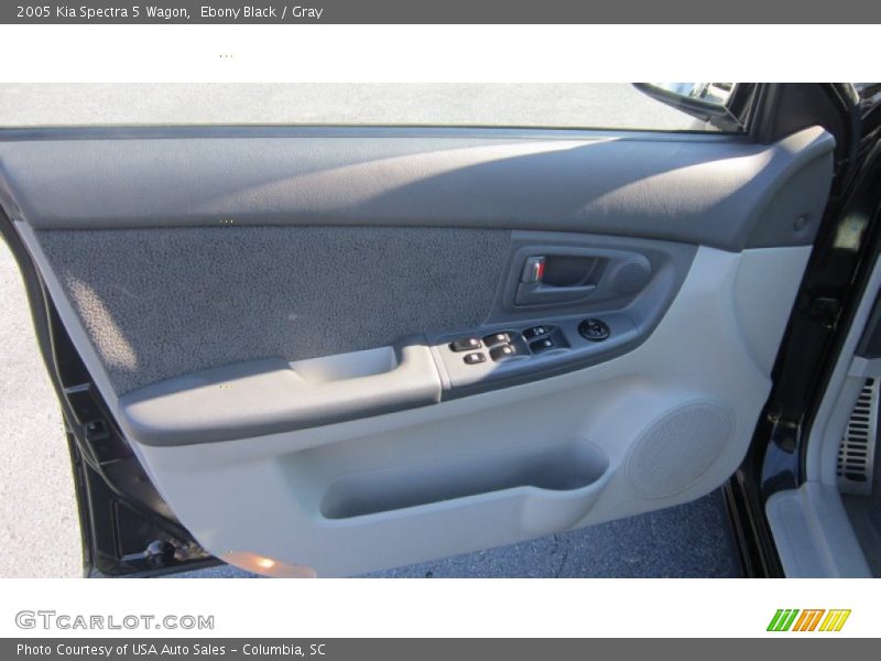 Ebony Black / Gray 2005 Kia Spectra 5 Wagon