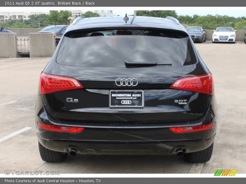 Brilliant Black / Black 2011 Audi Q5 2.0T quattro