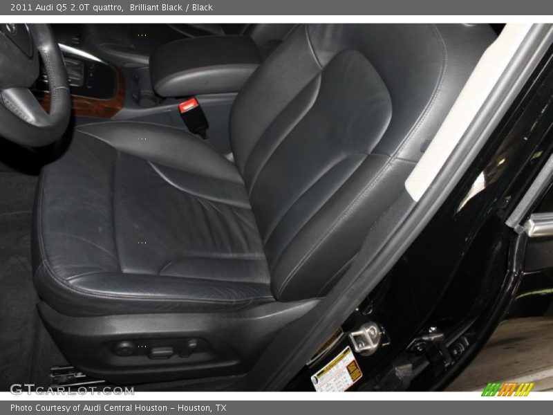 Brilliant Black / Black 2011 Audi Q5 2.0T quattro