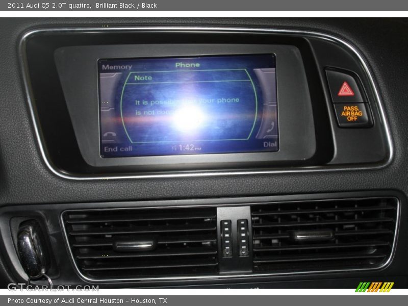 Brilliant Black / Black 2011 Audi Q5 2.0T quattro