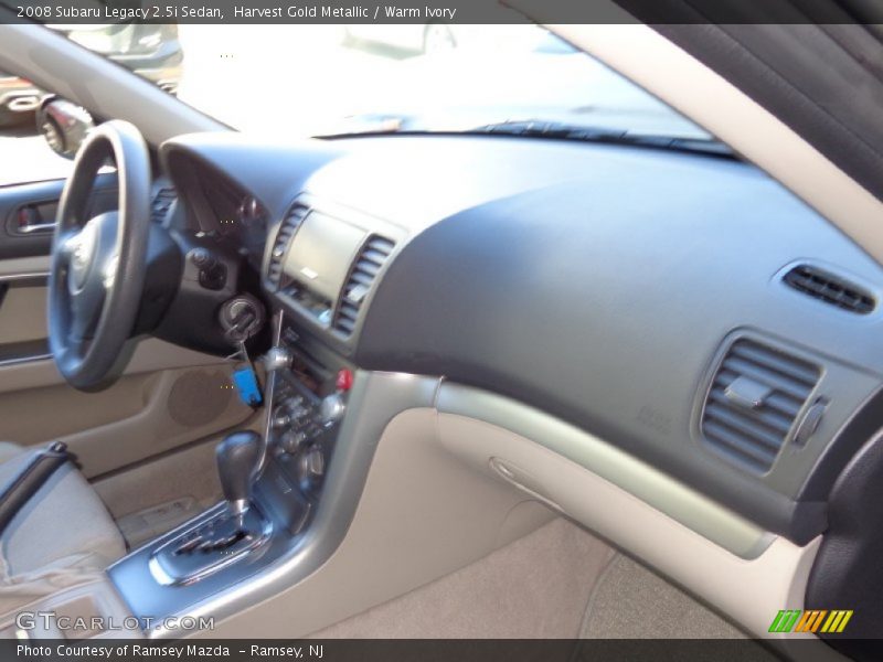 Harvest Gold Metallic / Warm Ivory 2008 Subaru Legacy 2.5i Sedan