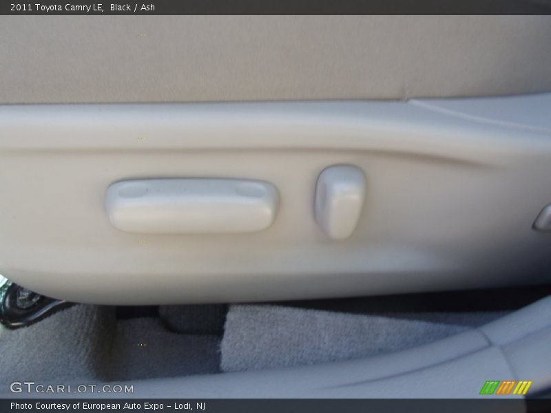 Black / Ash 2011 Toyota Camry LE