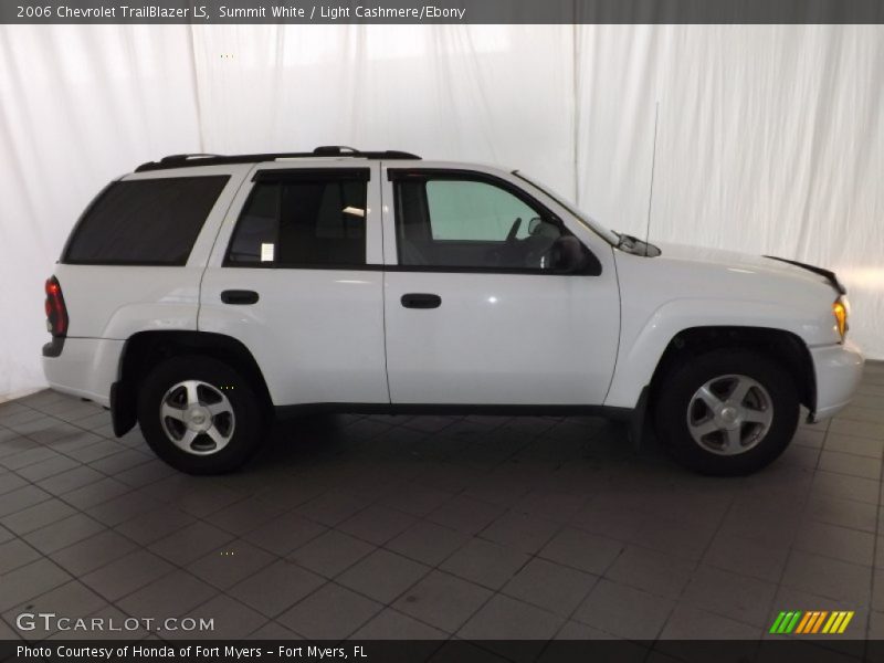 Summit White / Light Cashmere/Ebony 2006 Chevrolet TrailBlazer LS
