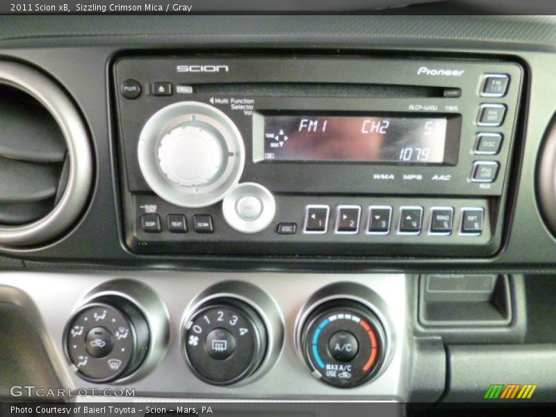 Sizzling Crimson Mica / Gray 2011 Scion xB