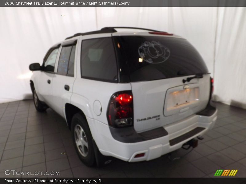 Summit White / Light Cashmere/Ebony 2006 Chevrolet TrailBlazer LS