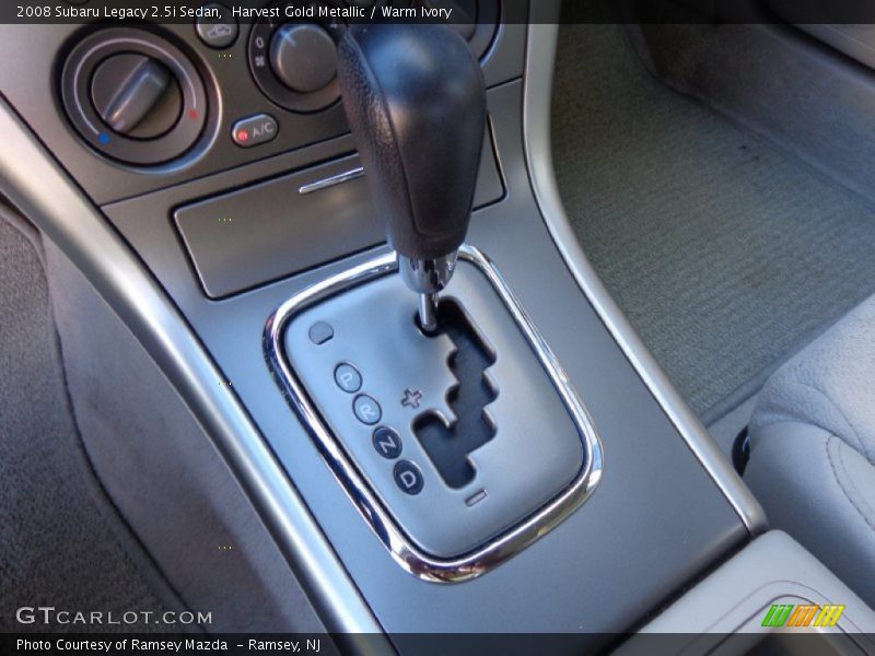 Harvest Gold Metallic / Warm Ivory 2008 Subaru Legacy 2.5i Sedan