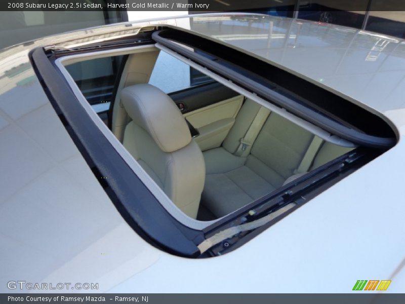Harvest Gold Metallic / Warm Ivory 2008 Subaru Legacy 2.5i Sedan