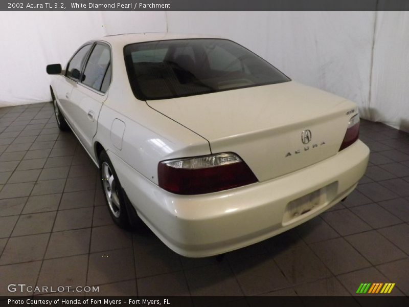White Diamond Pearl / Parchment 2002 Acura TL 3.2