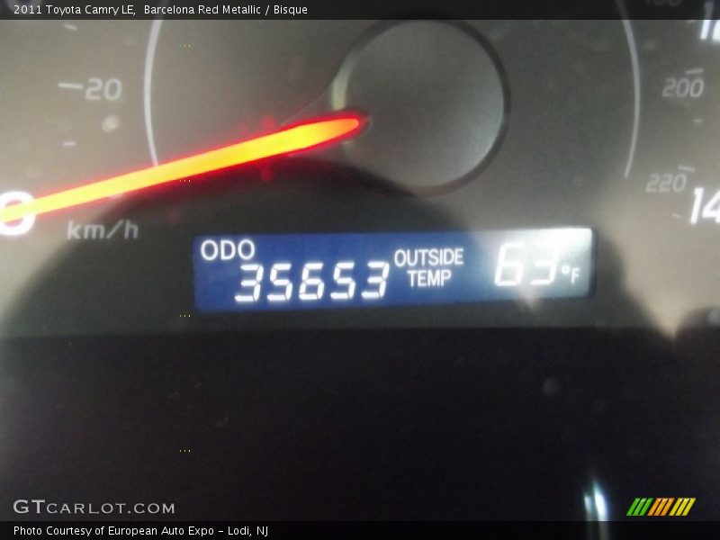 Barcelona Red Metallic / Bisque 2011 Toyota Camry LE