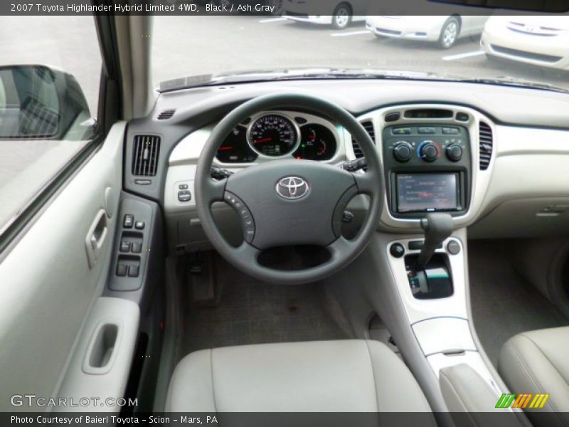 Black / Ash Gray 2007 Toyota Highlander Hybrid Limited 4WD