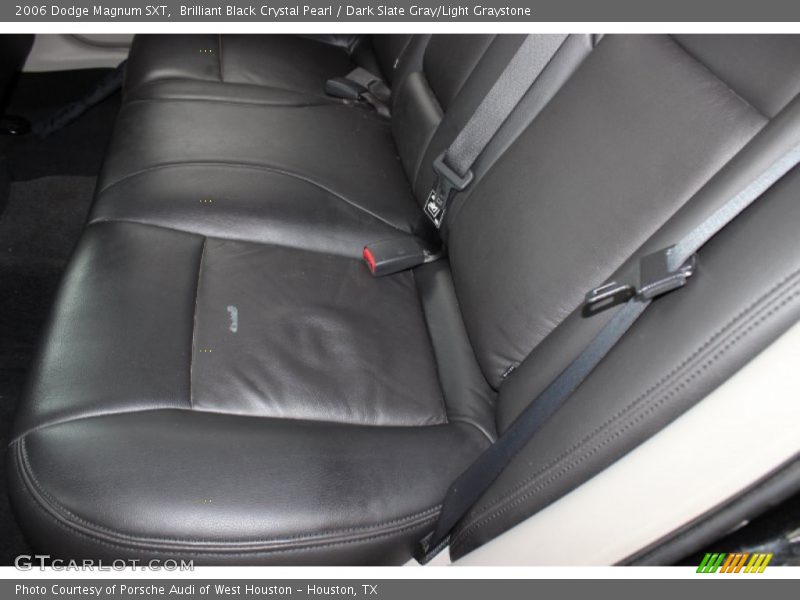 Brilliant Black Crystal Pearl / Dark Slate Gray/Light Graystone 2006 Dodge Magnum SXT