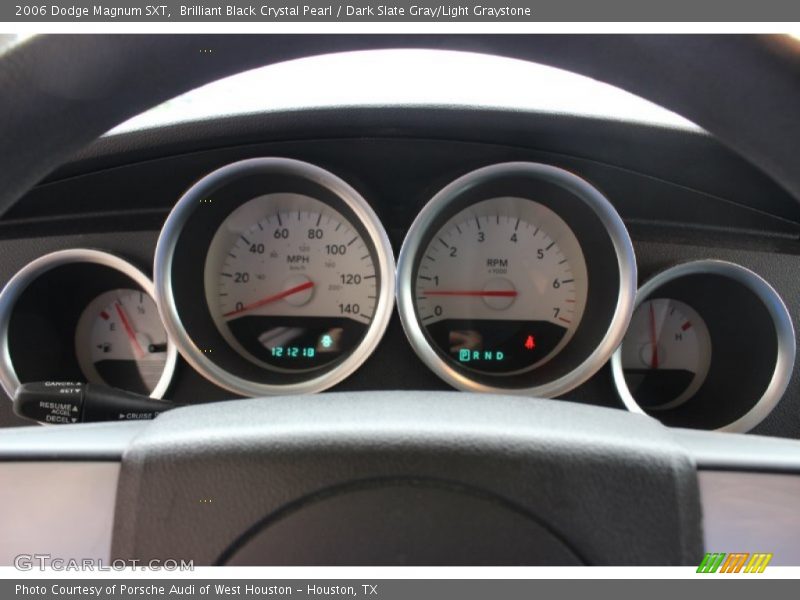Brilliant Black Crystal Pearl / Dark Slate Gray/Light Graystone 2006 Dodge Magnum SXT
