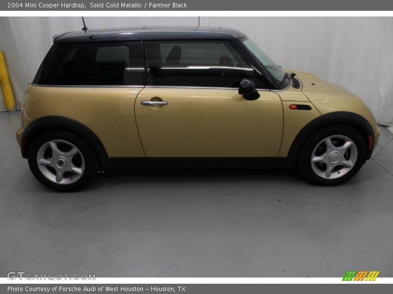 Solid Gold Metallic / Panther Black 2004 Mini Cooper Hardtop