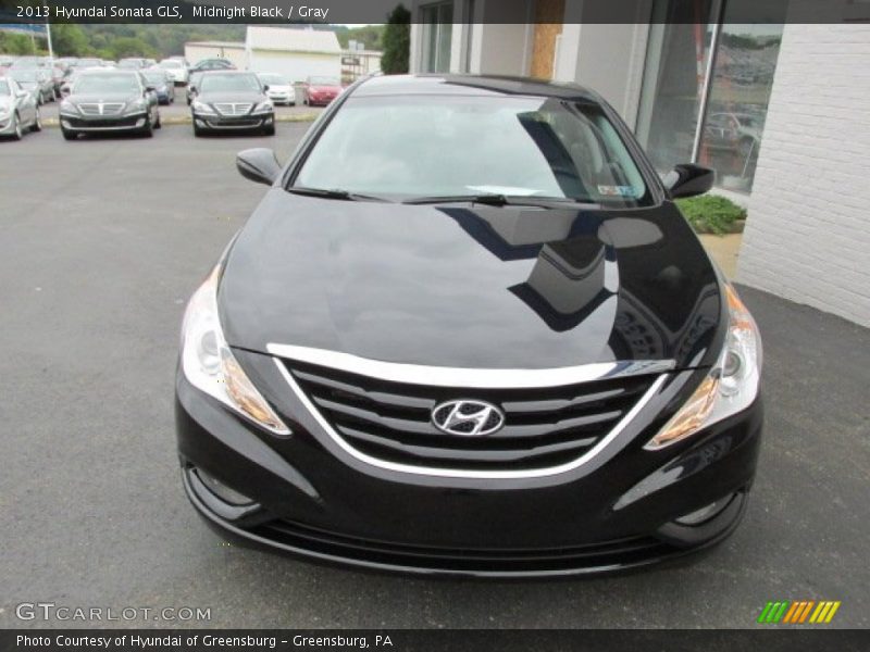 Midnight Black / Gray 2013 Hyundai Sonata GLS