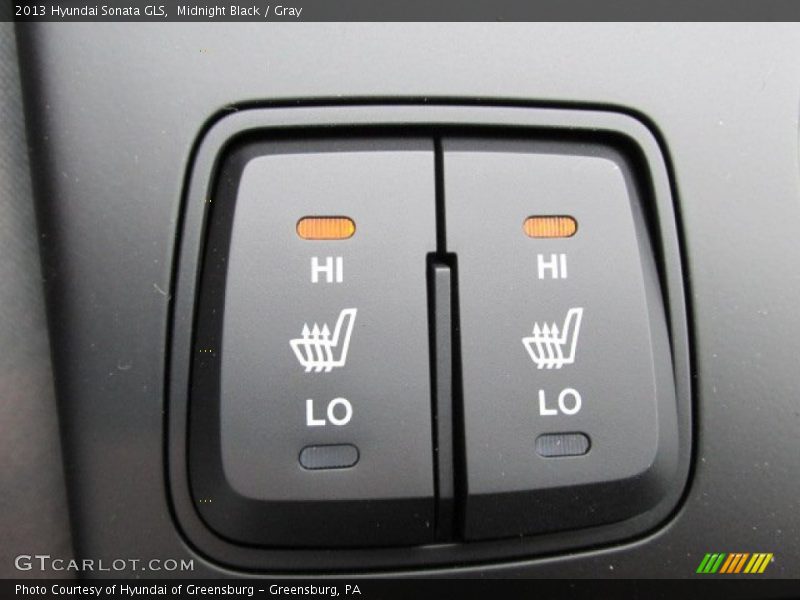 Midnight Black / Gray 2013 Hyundai Sonata GLS