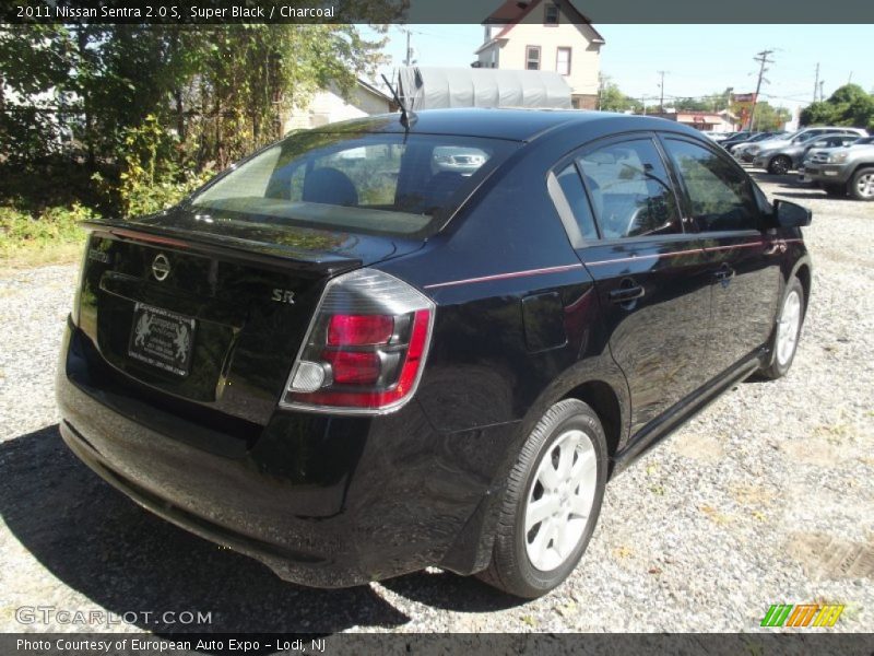 Super Black / Charcoal 2011 Nissan Sentra 2.0 S