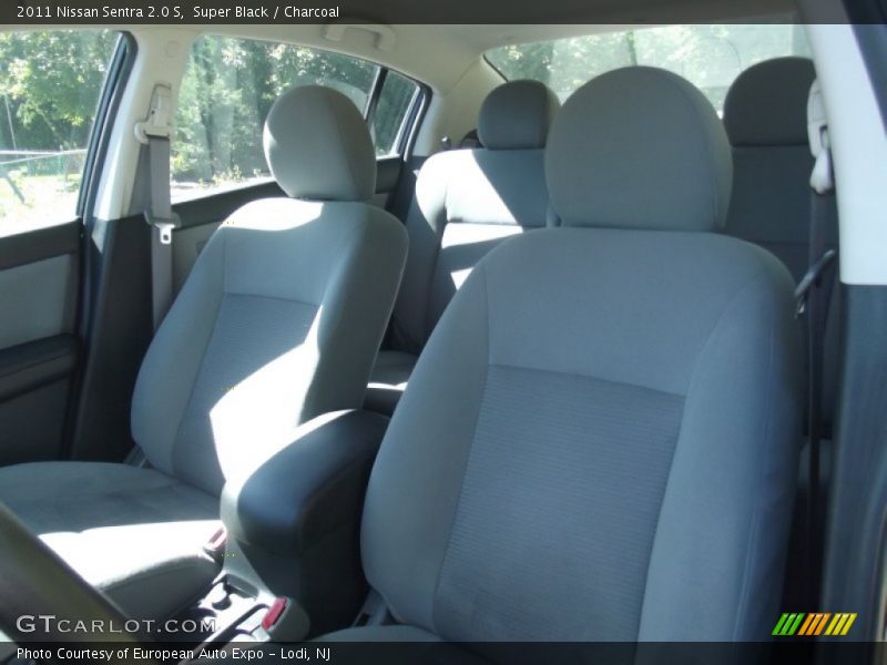 Super Black / Charcoal 2011 Nissan Sentra 2.0 S