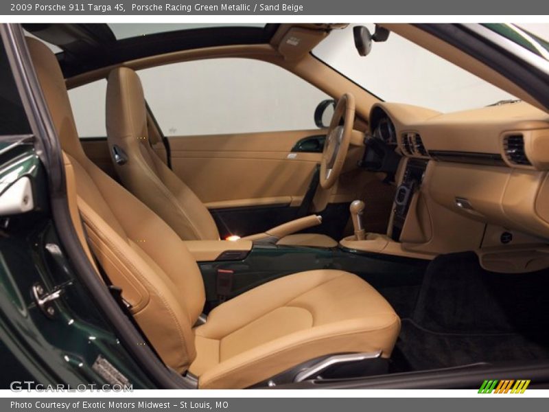 Front Seat of 2009 911 Targa 4S