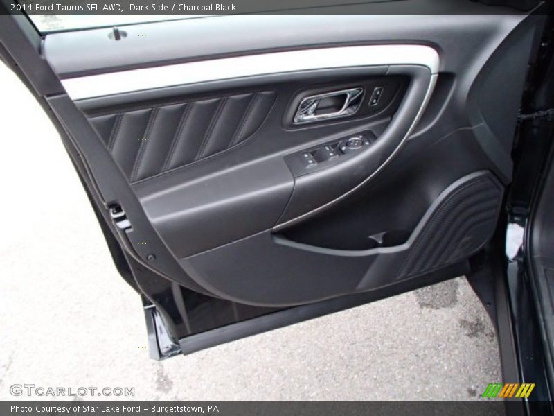 Door Panel of 2014 Taurus SEL AWD