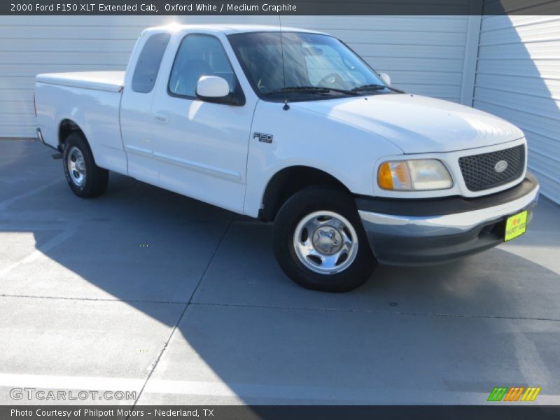 Oxford White / Medium Graphite 2000 Ford F150 XLT Extended Cab