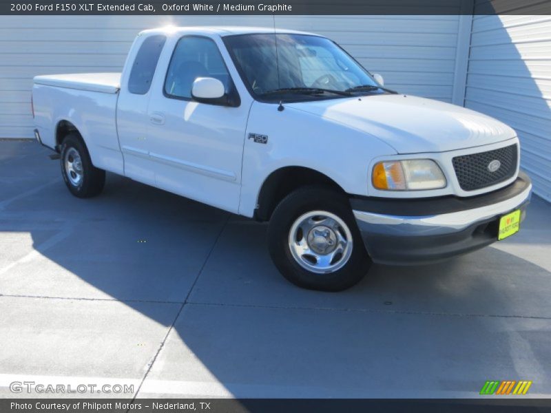 Oxford White / Medium Graphite 2000 Ford F150 XLT Extended Cab