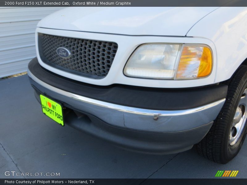Oxford White / Medium Graphite 2000 Ford F150 XLT Extended Cab