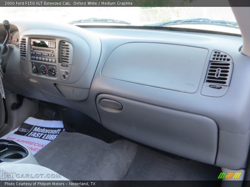 Oxford White / Medium Graphite 2000 Ford F150 XLT Extended Cab