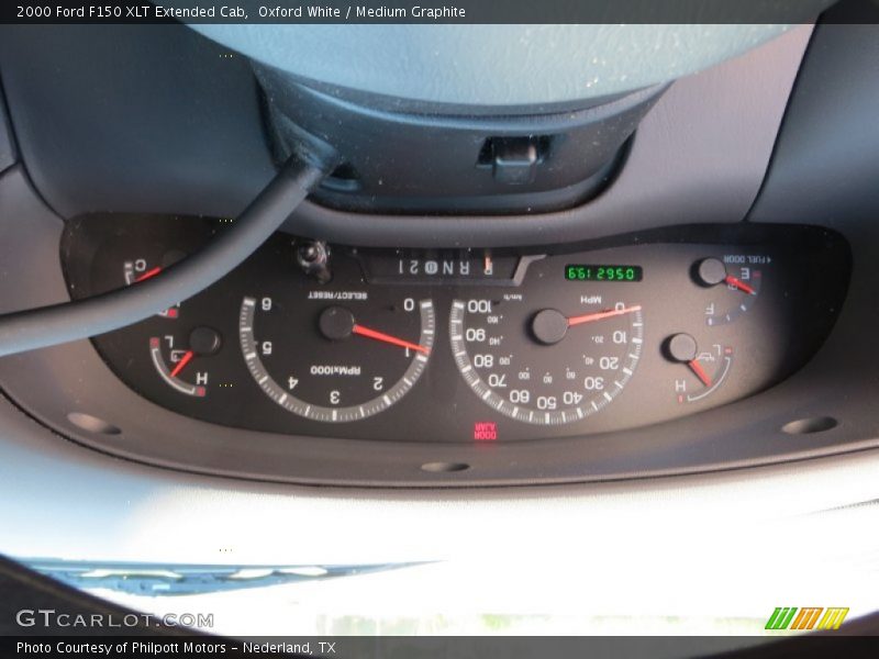 Oxford White / Medium Graphite 2000 Ford F150 XLT Extended Cab