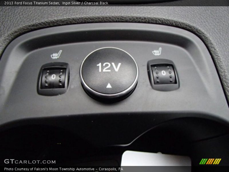 Ingot Silver / Charcoal Black 2013 Ford Focus Titanium Sedan