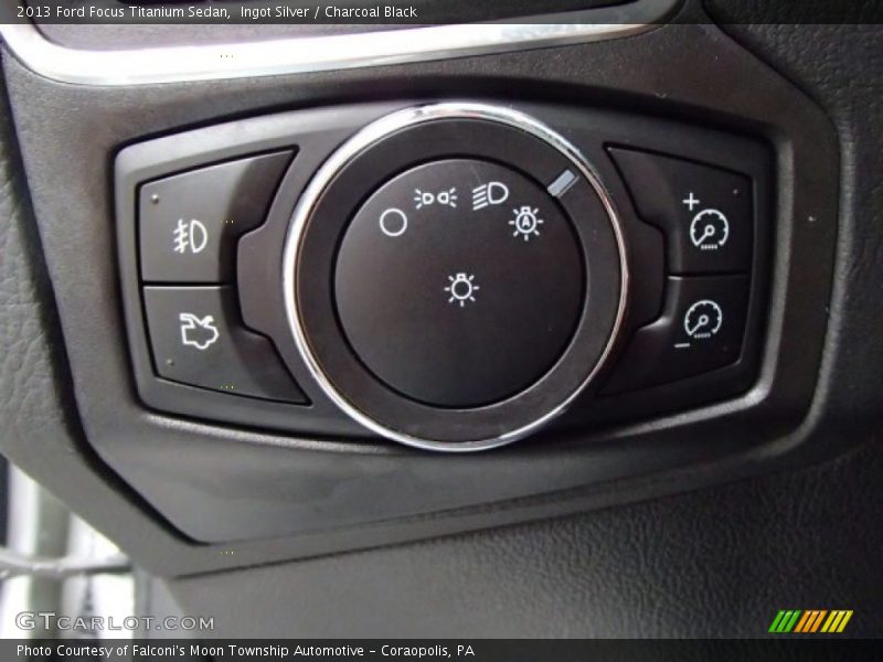 Ingot Silver / Charcoal Black 2013 Ford Focus Titanium Sedan