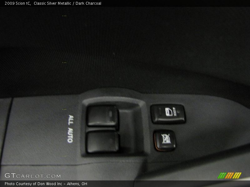 Classic Silver Metallic / Dark Charcoal 2009 Scion tC