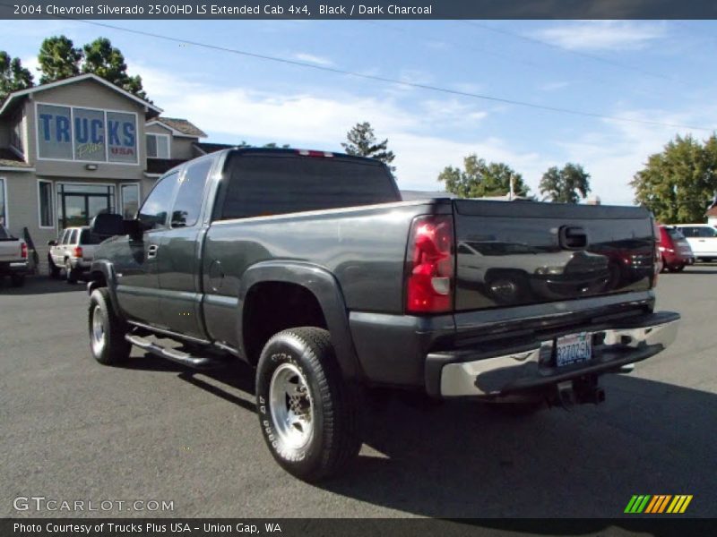 Black / Dark Charcoal 2004 Chevrolet Silverado 2500HD LS Extended Cab 4x4