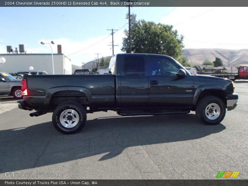 Black / Dark Charcoal 2004 Chevrolet Silverado 2500HD LS Extended Cab 4x4