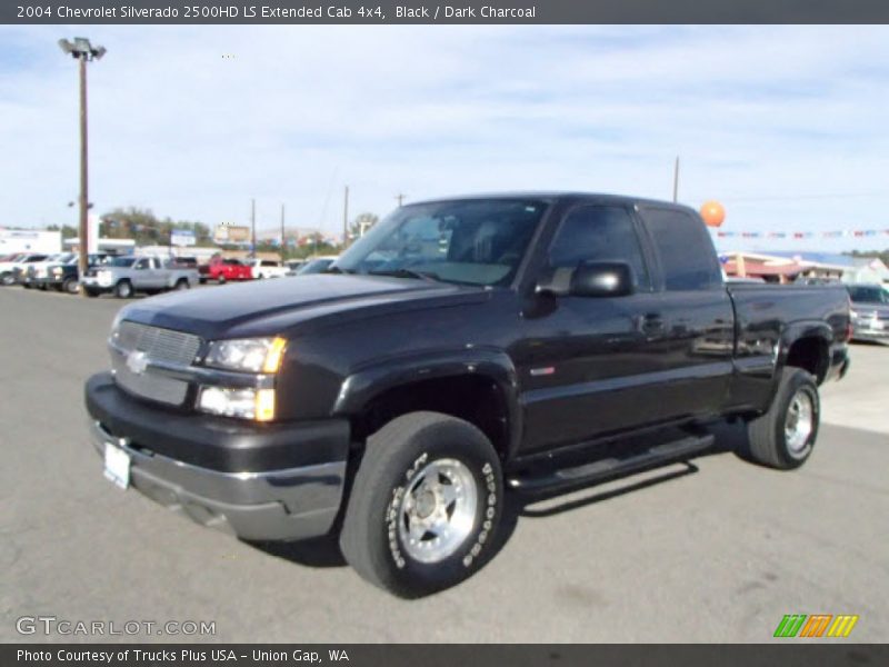 Black / Dark Charcoal 2004 Chevrolet Silverado 2500HD LS Extended Cab 4x4