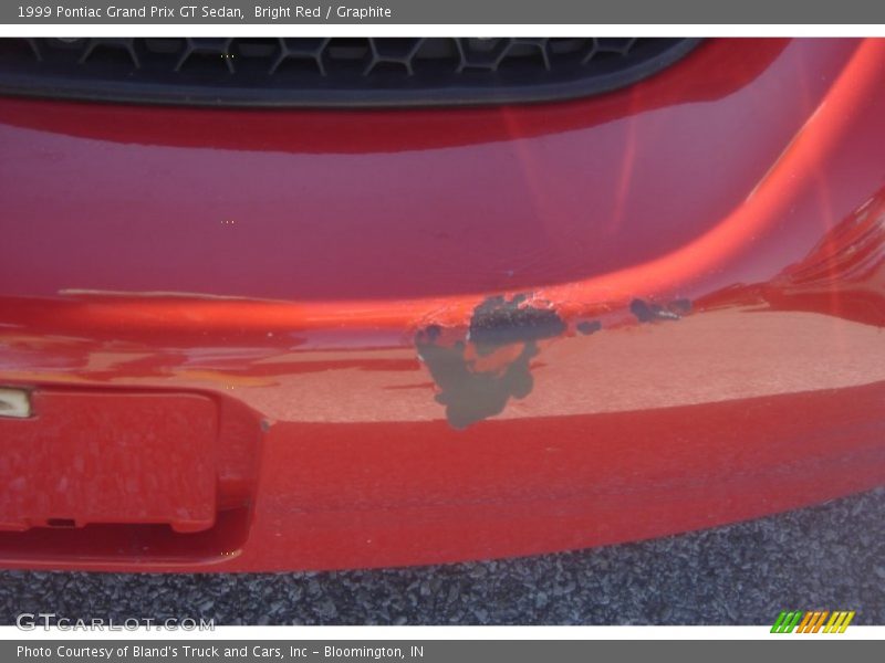 Bright Red / Graphite 1999 Pontiac Grand Prix GT Sedan