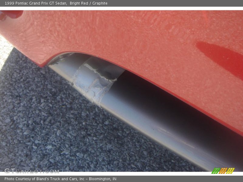 Bright Red / Graphite 1999 Pontiac Grand Prix GT Sedan